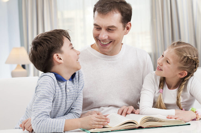Parent Coach là khóa học huấn luyện cha mẹ nuôi dạy con cái hiện đại