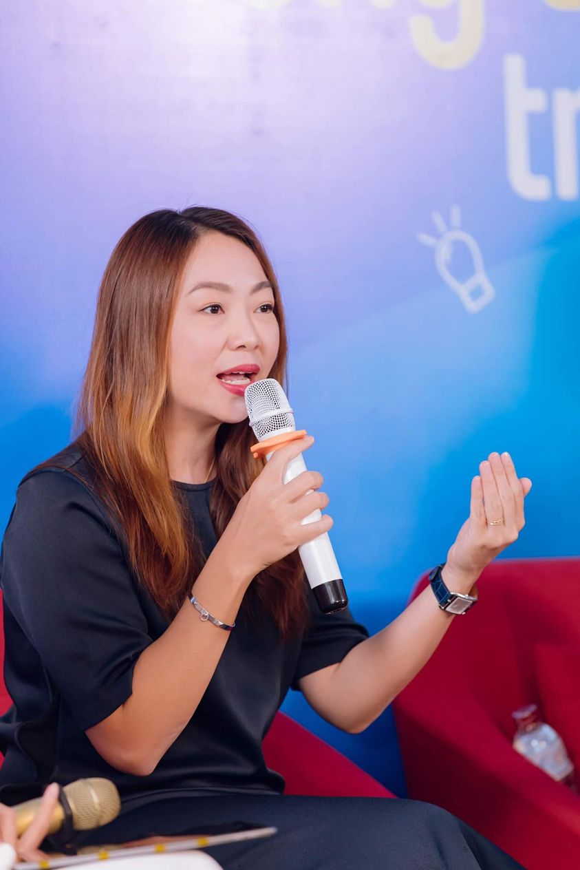 Có rất nhiều nguyên nhân cần giáo dục cảm xúc xã hội cho con